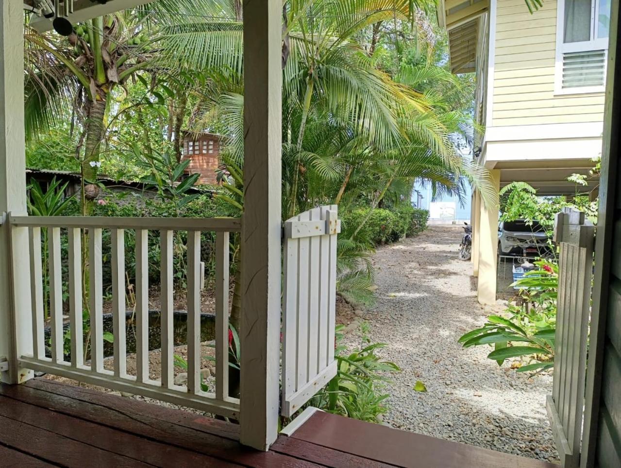 Santuarios Del Mar Apartment Bocas Town Luaran gambar